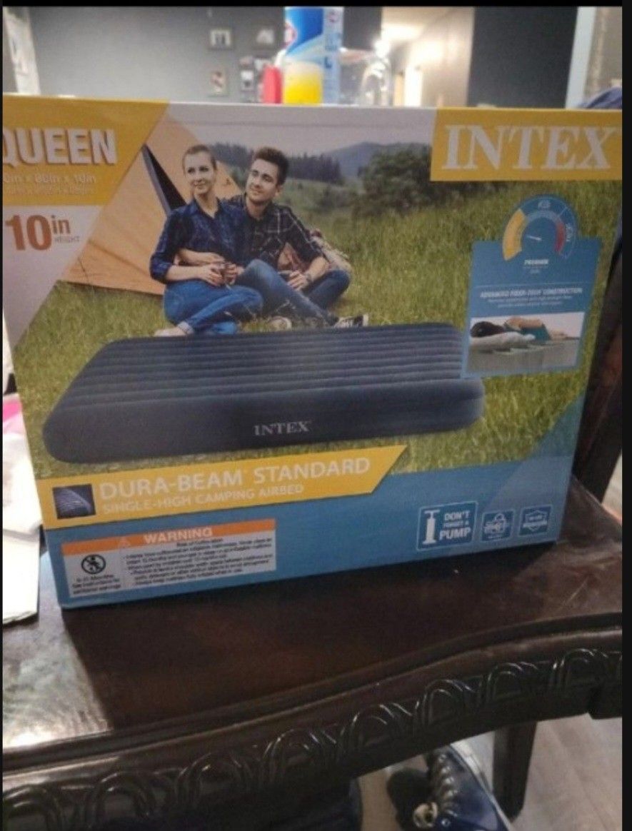 Intex Quick Fill Electric Pump 110-120V AC Inflates & Deflates
Brand New Sealed Intex Dura Beam 10in Queen Size air mattress