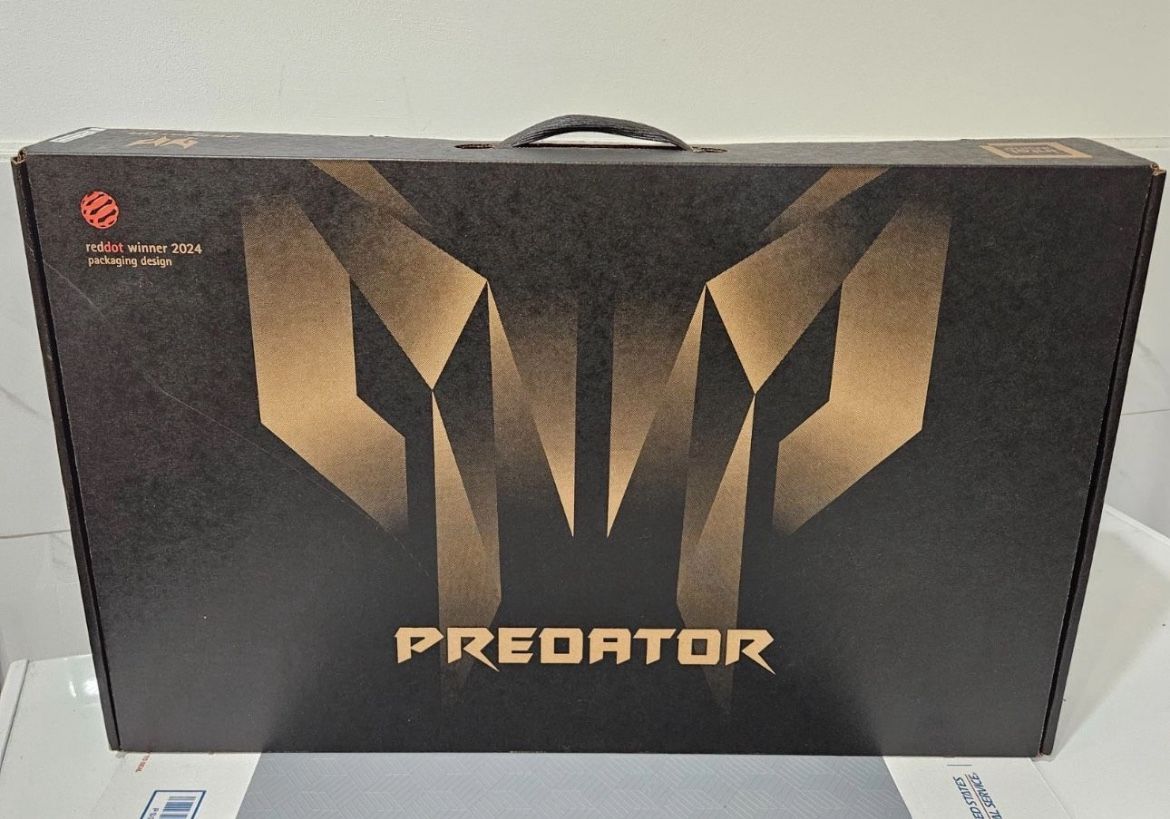 16” Acer predator helios neo 16s Ai gaming laptop Oled 240hz Ultra 9 RTX 5070Ti 32gb 1Tb