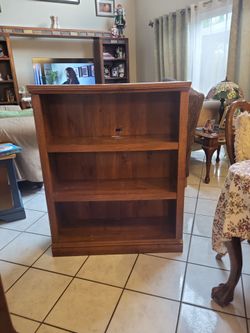 FREE - BOOKCASE