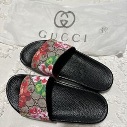 BLOOMS SUPREME FLORAL SLIDE SANDAL Size 7