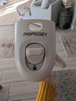 Momcozy retractable gate (screen is 31")