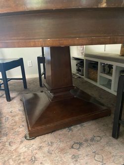 Round Restoration Hardware dining table