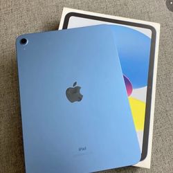10th Gen 64gb iPad With Magic Keyboard 