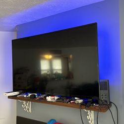 Insignia 4k TV 50’ 