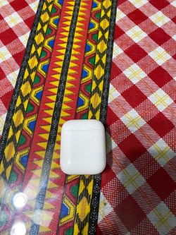 AirPod charging CASE ONLY