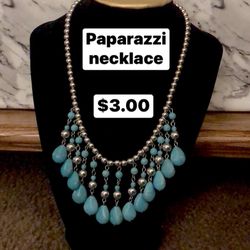 Turquoise Beaded Necklace $3.00