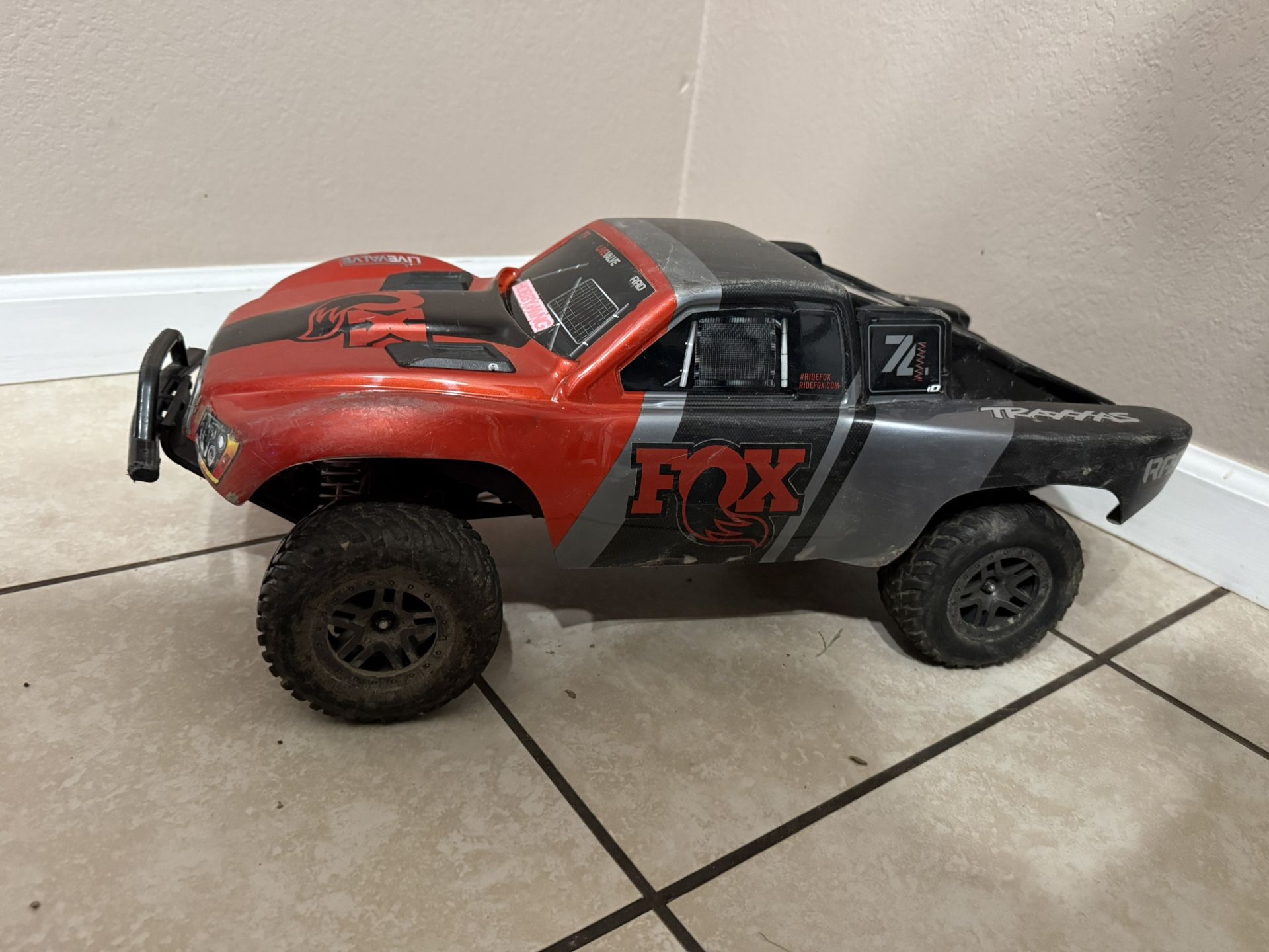 Traxxas Slash 4x4 Bl-2s