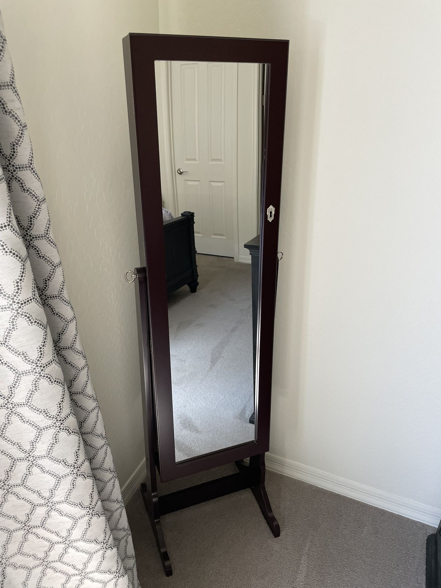 Jewelry Storage Mirror
