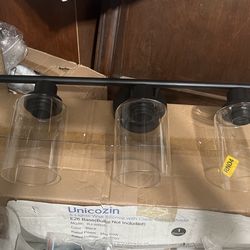 Lámpara Para Vaño Nueva. 