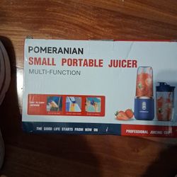 Small Portable Juicer. NEW