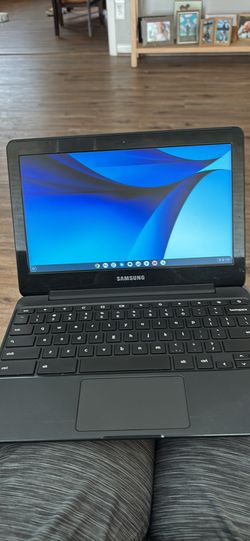 Google Chrome Laptop 