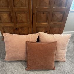 Large Throw Pillows 