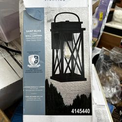 NIBQuoizels Porch Lite