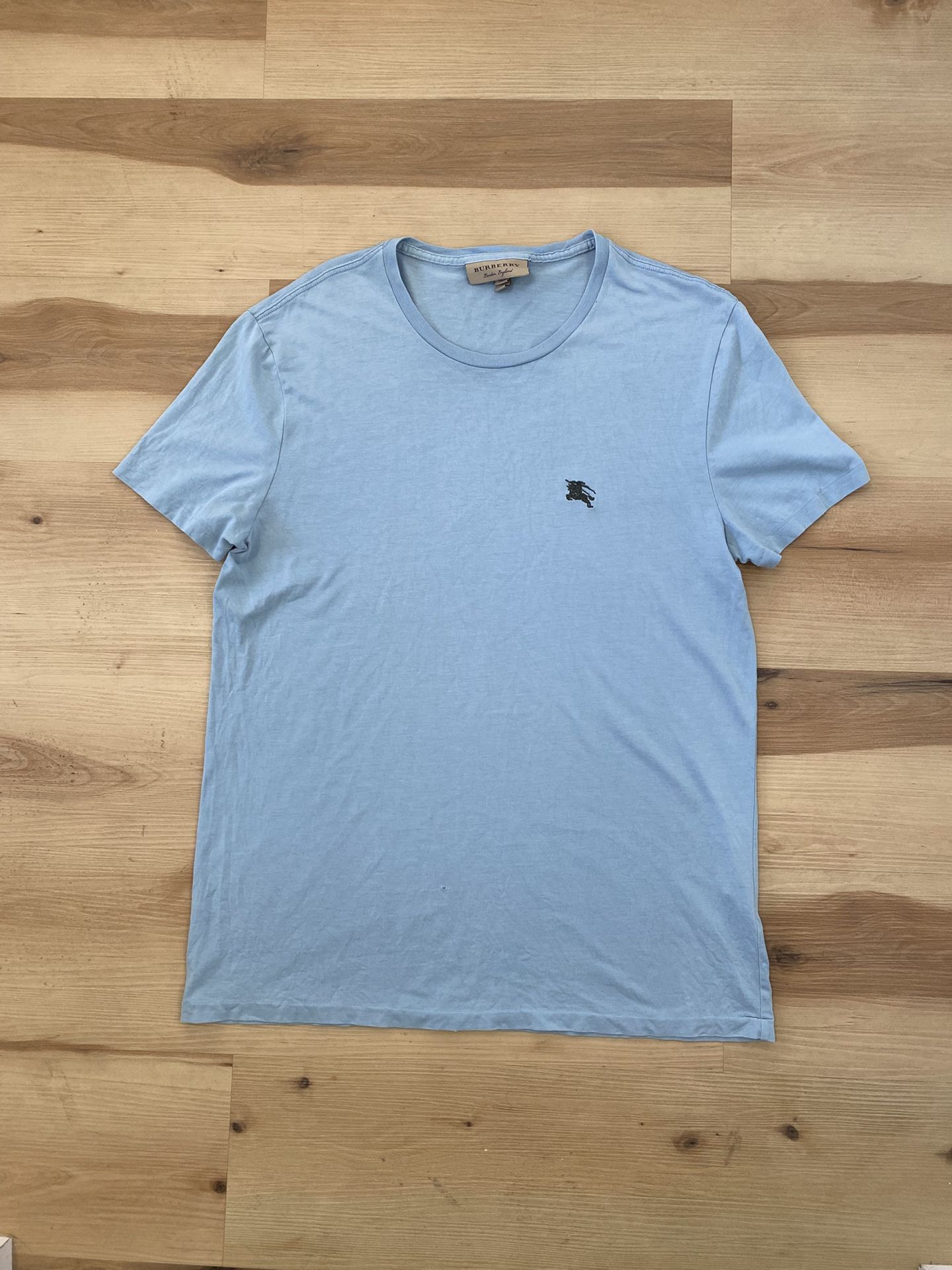 Baby blue Burberry equestrian knight shirt size L 