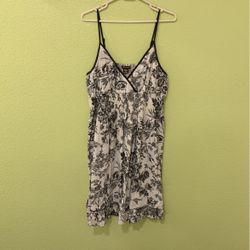 Black/White Floral Sundress (size L)