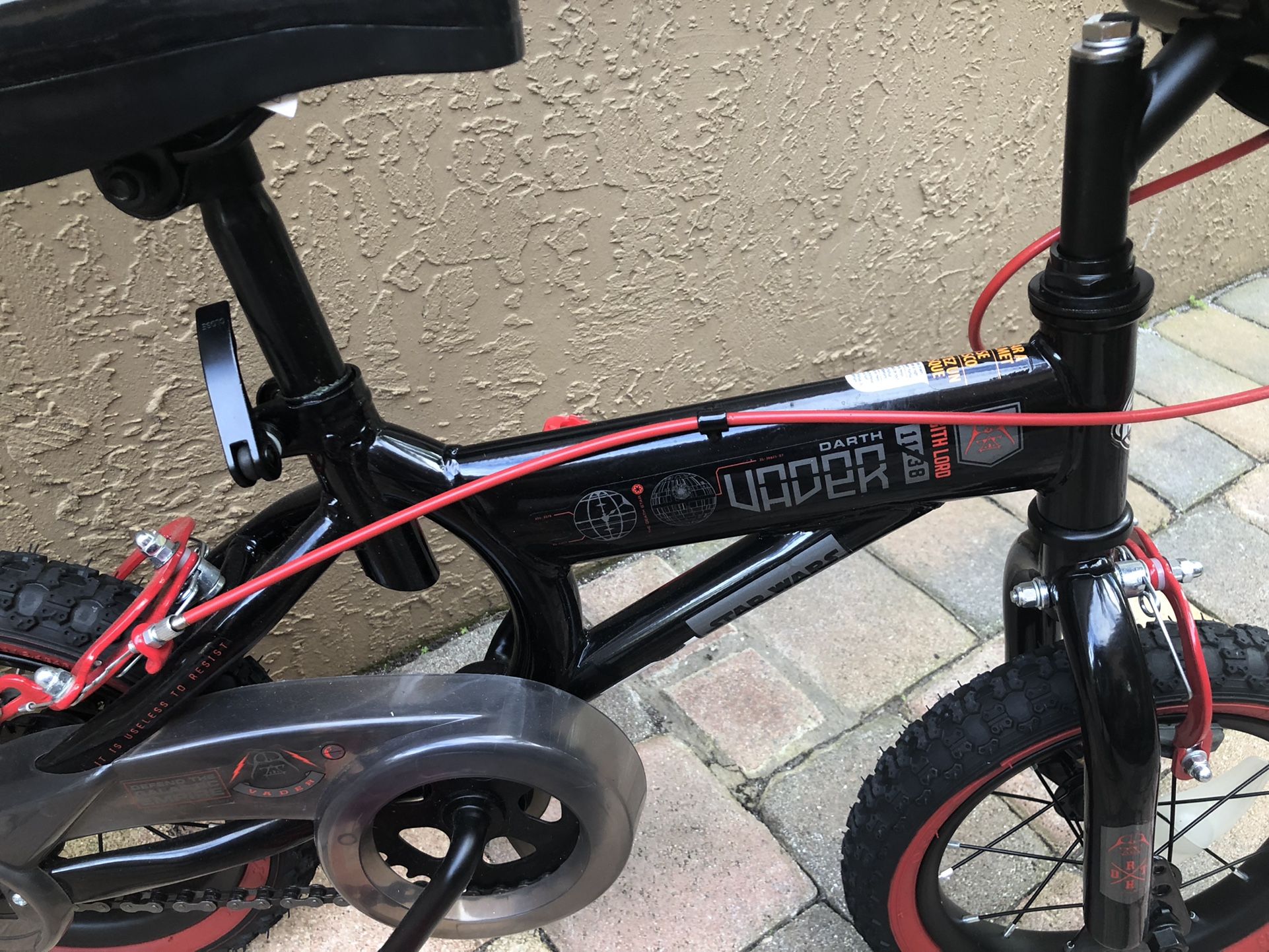 Star Wars Darth Vader Kids' Quick Connect Bike, Black, 12 inch