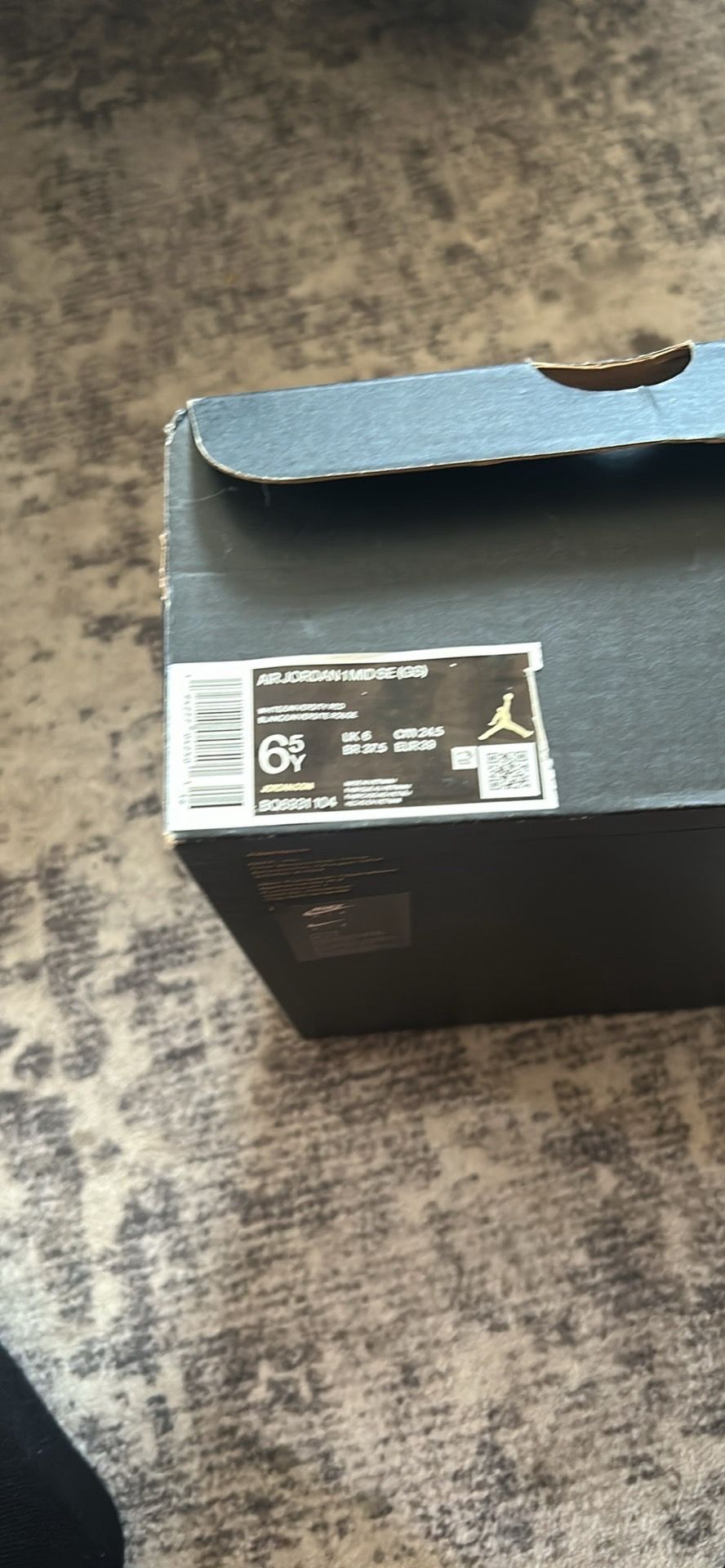 Jordan 1 size 6.5