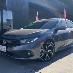 2020 Honda Civic- Sporty & Clean Title