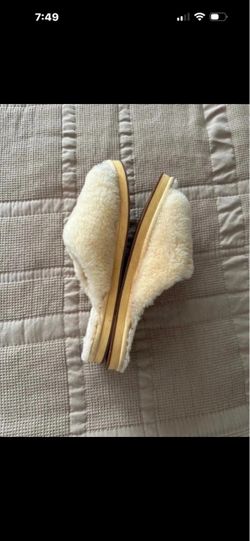 Ugg Woman Slippers