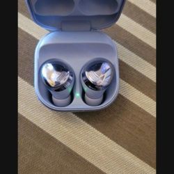 Samsung Wireless Earbuds