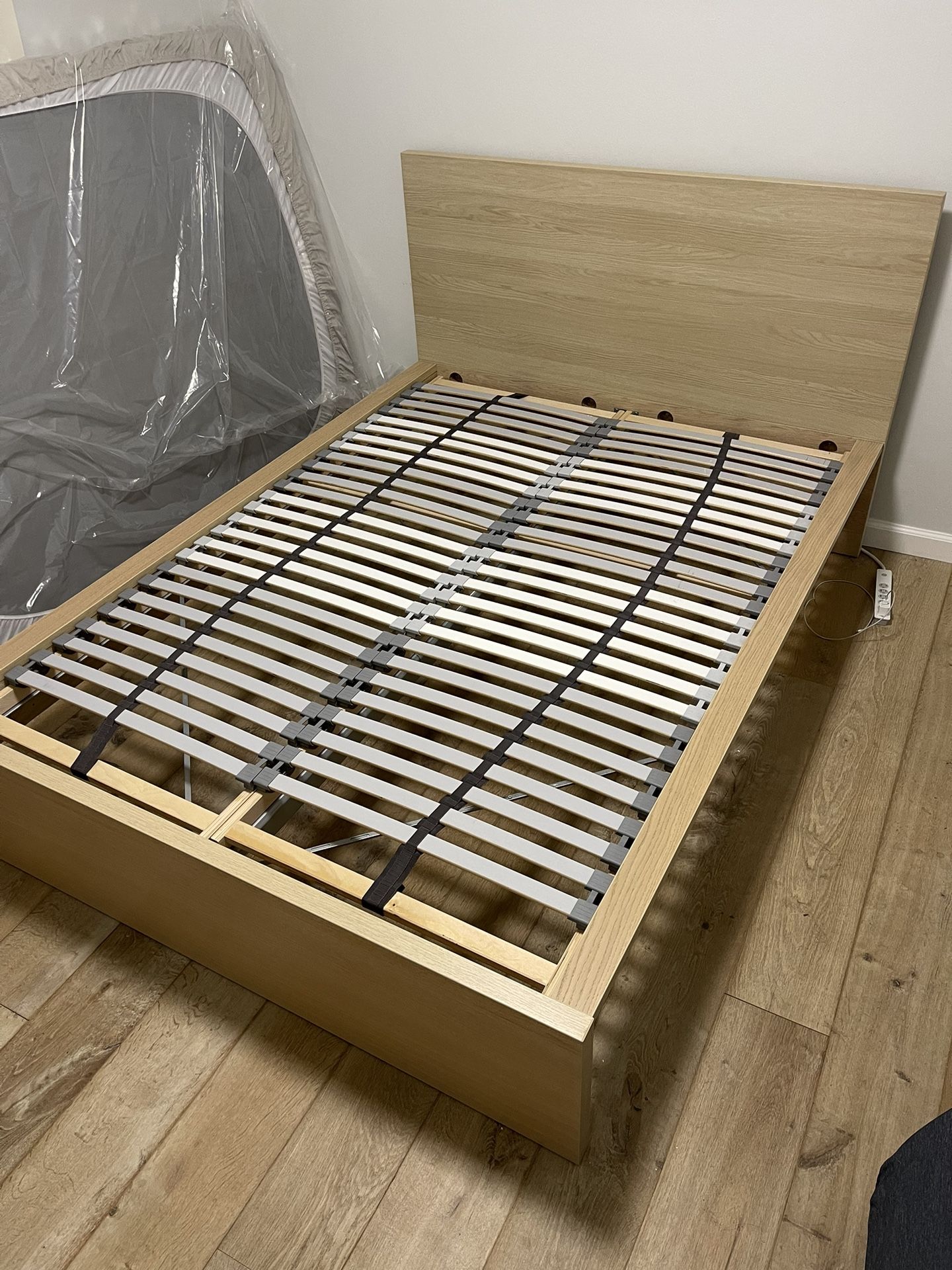 IKEA MALM BED - FULL SIZE