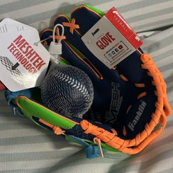 Kid Size 9.5 “ T- Ball Glove 