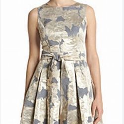 Brand New Woman’s Tommy Hilfiger brand Gold Metallic Print Fit and Flare Floral  Dress Up For Sale 
