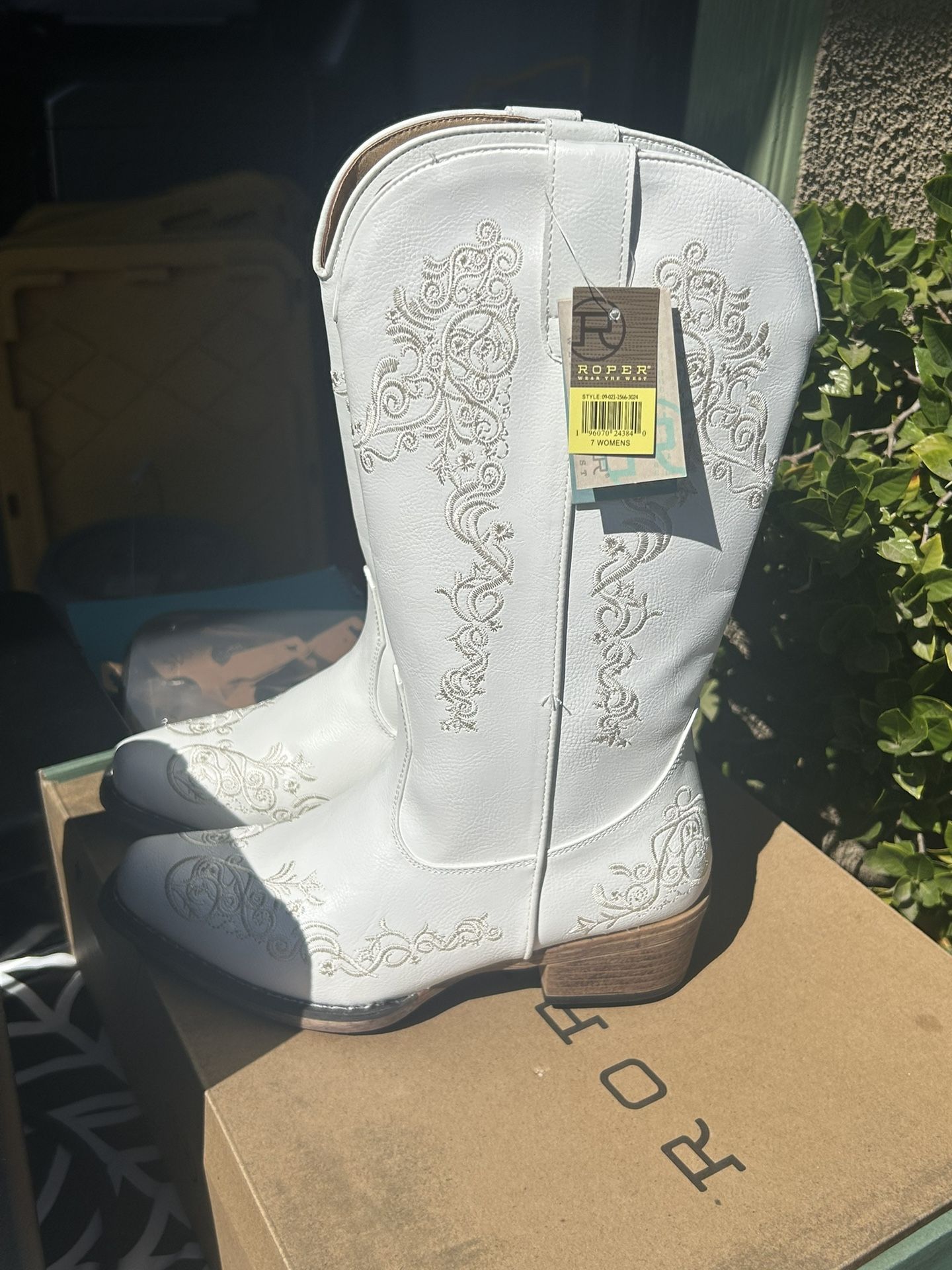 Cowgirl Boots Size 7