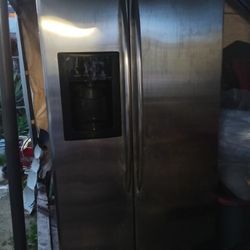 Refrigerator Used