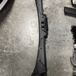 F87 M2 F87 / F2X 2 Series BMW 2014-2021 Windscreen Cowl - Part 517 172 406 72