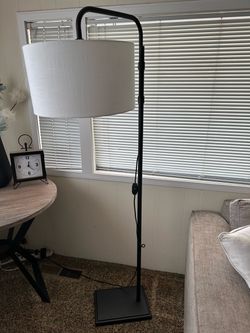Floor lamp