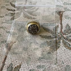 Gold Stretchy Ring With Crystal Chips On Top