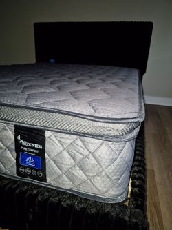 NEW  QUEEN EURO PILLOW TOP MATTRESS