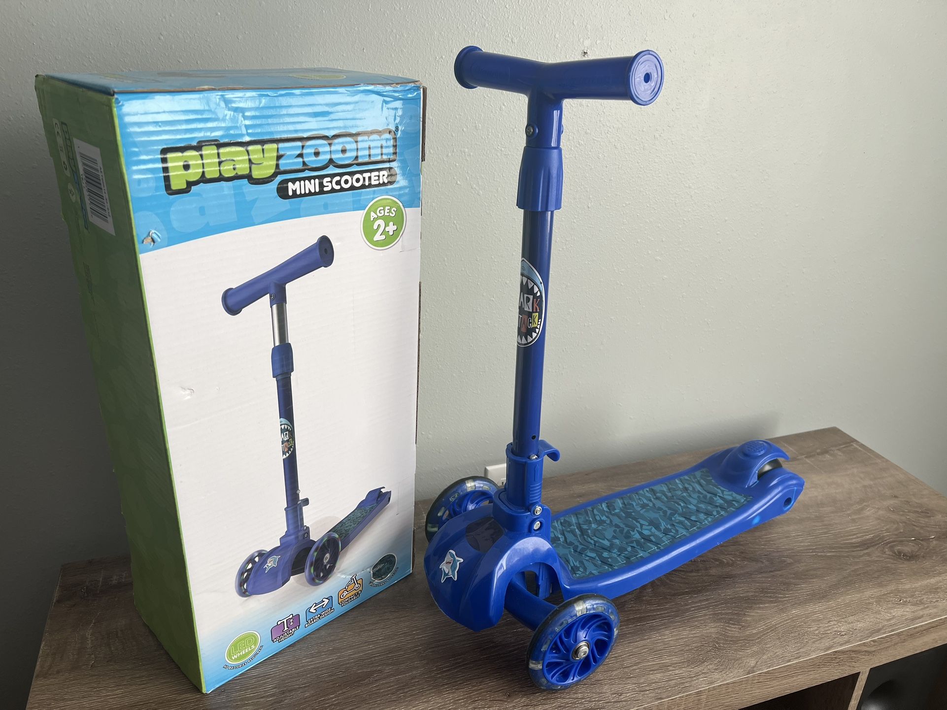 Mini Scooter + Helmet With Protective Gear