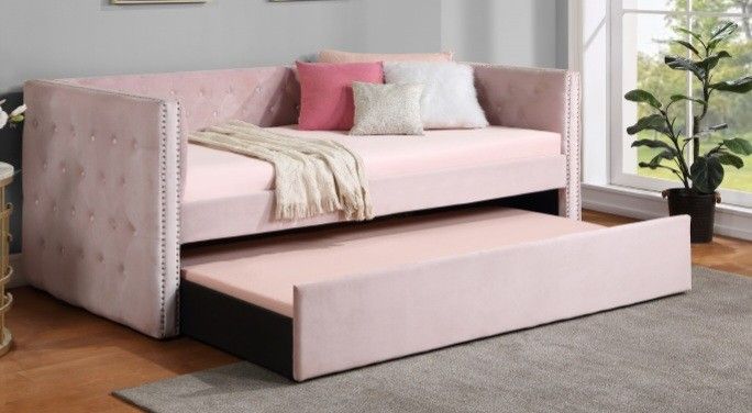 New Daybed