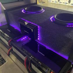 Rockford Fosgate T-2500. 2 Amps 