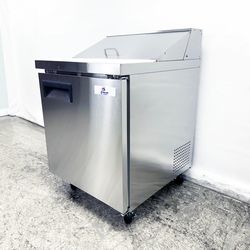 NSF ETL Sandwich Prep Table 27 ins Refrigerator SCL1-E-HC