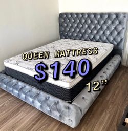 Queen size pillow top mattress