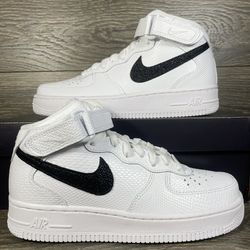 Nike air force snakeskin reptil edition size 10.5 I’m used two day only