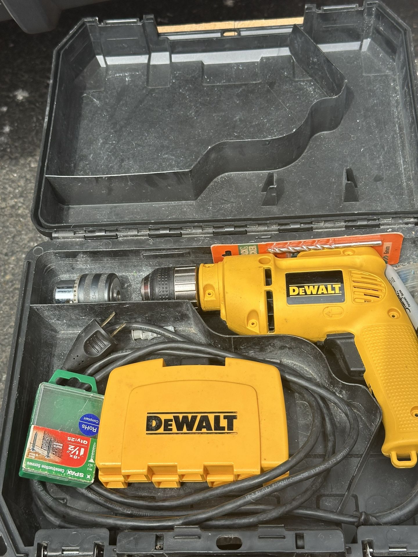 DeWalt DW106 Corded Electric Drill