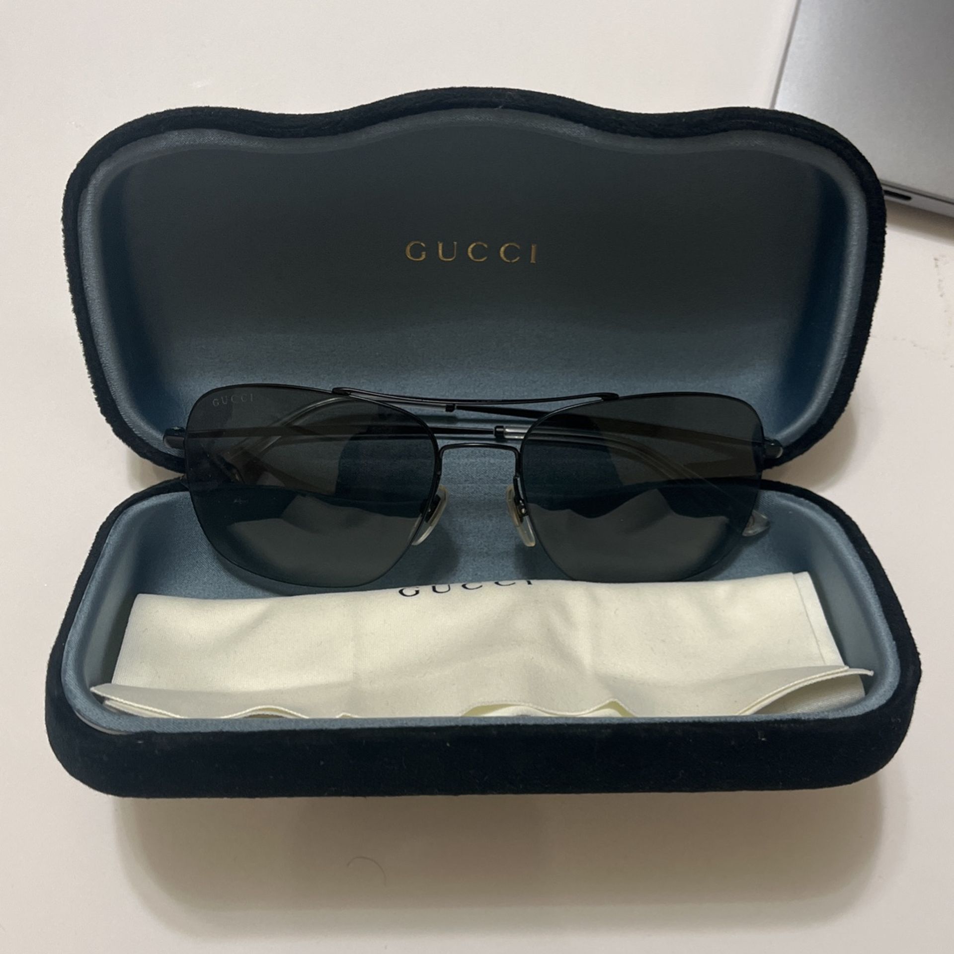 Gucci Aviator sunglasses