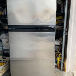 kitchenaid stainless steel refrigerator in good condition for sale 