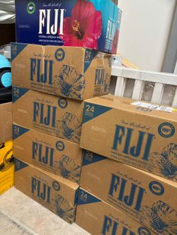 FIJI Artesian bottled water 500ml*24