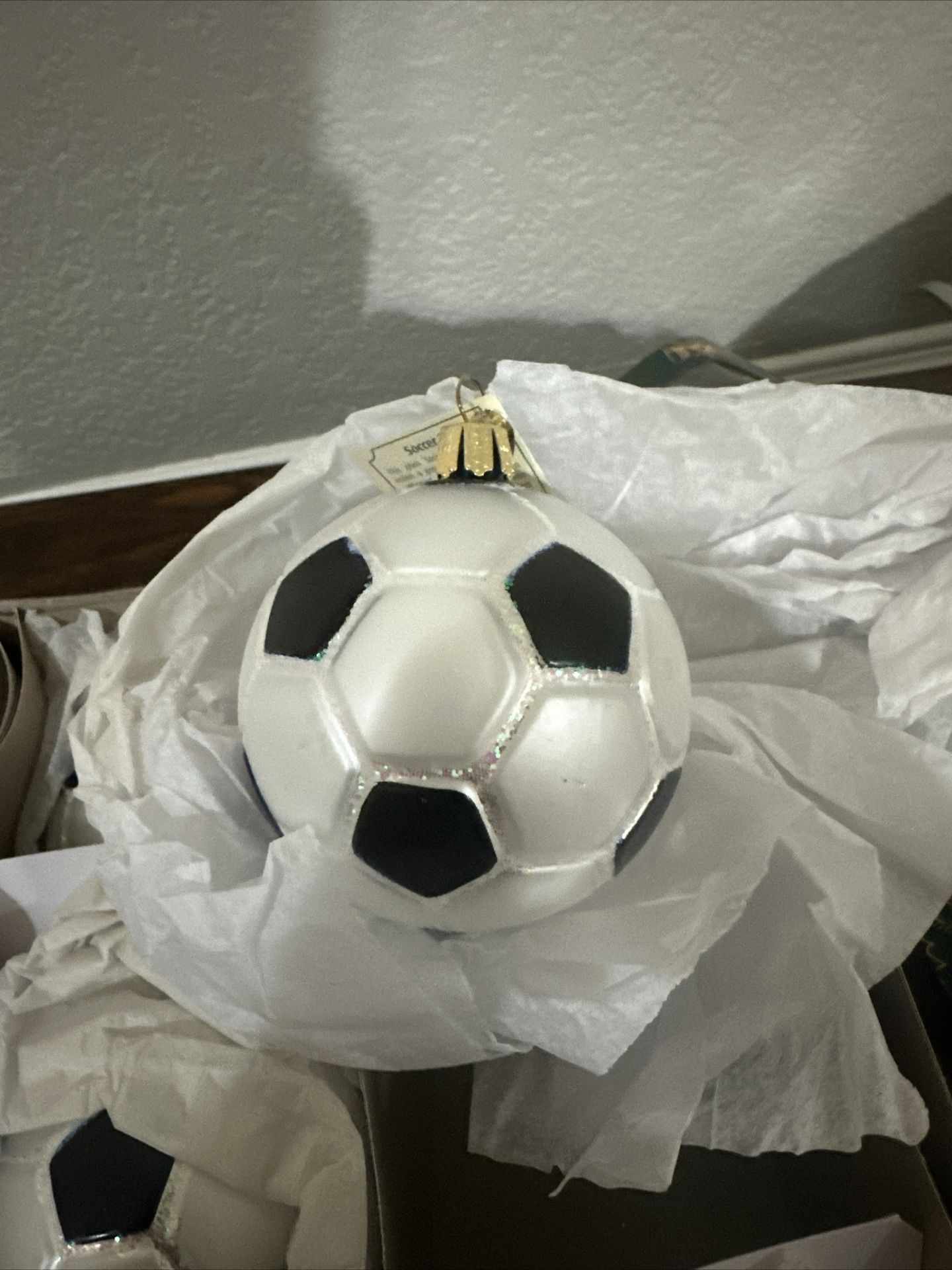 Old World Christmas Glass Ornament New(With OWC Gift Box)