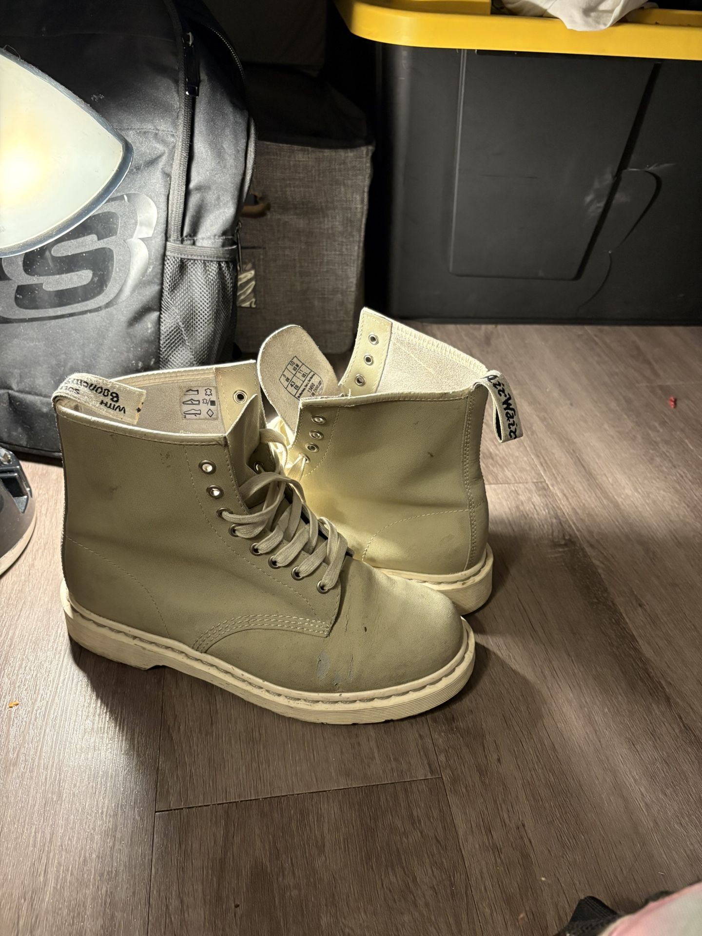 Dr. Martin Boots