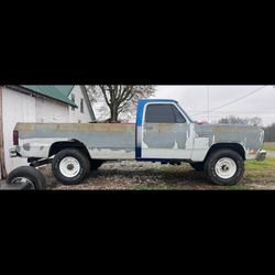 1991 Dodge D350