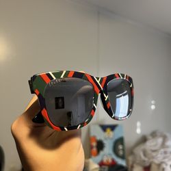 Gucci Sunglasses (NEGOTIABLE Read Description)