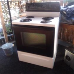Whirlpool Electric Range