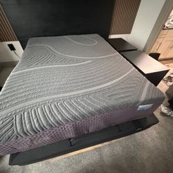 Purple Restore Premier Soft Queen Mattress( Accepting Offers)