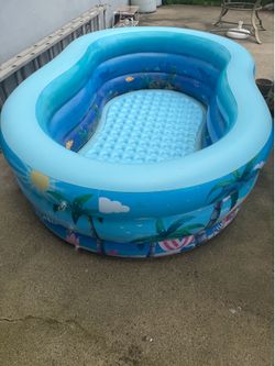 Inflatable pool